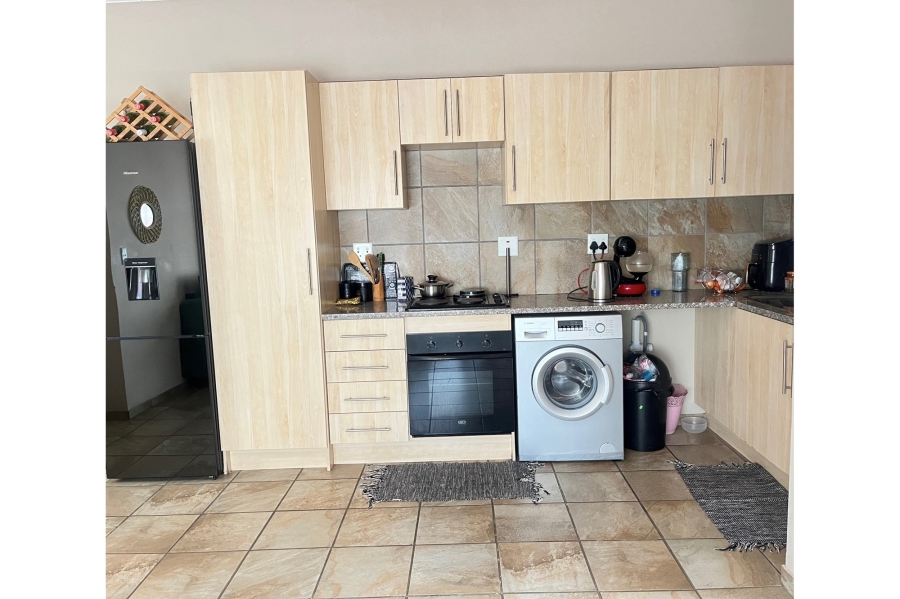 1 Bedroom Property for Sale in Gateway Manor North West
